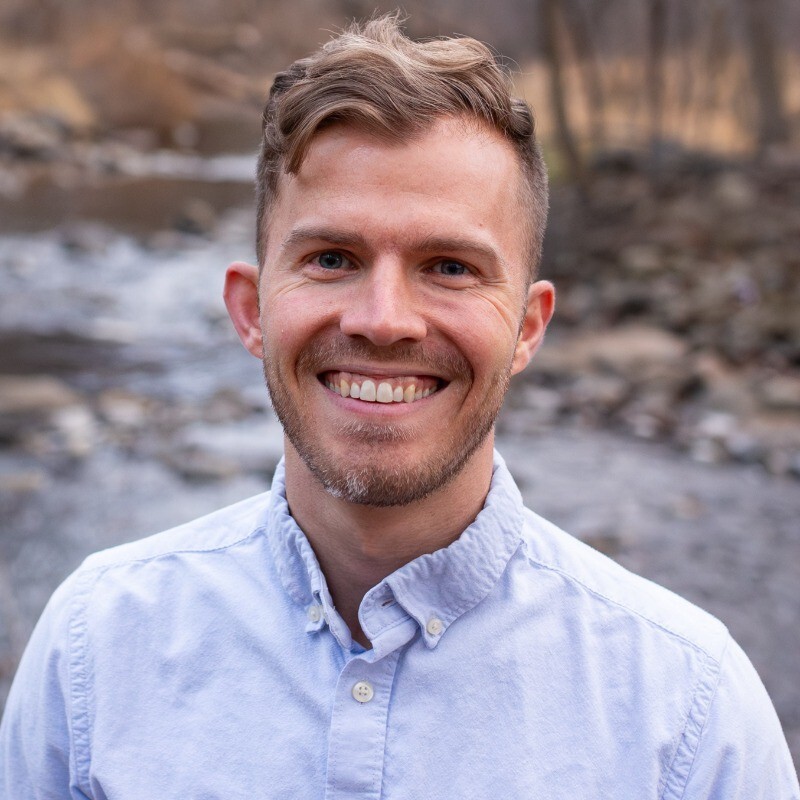 New LinkedIn Profile Pic 12-11-23 (1)